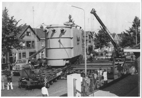 380 KV koppeling - transport met problemen (1976)