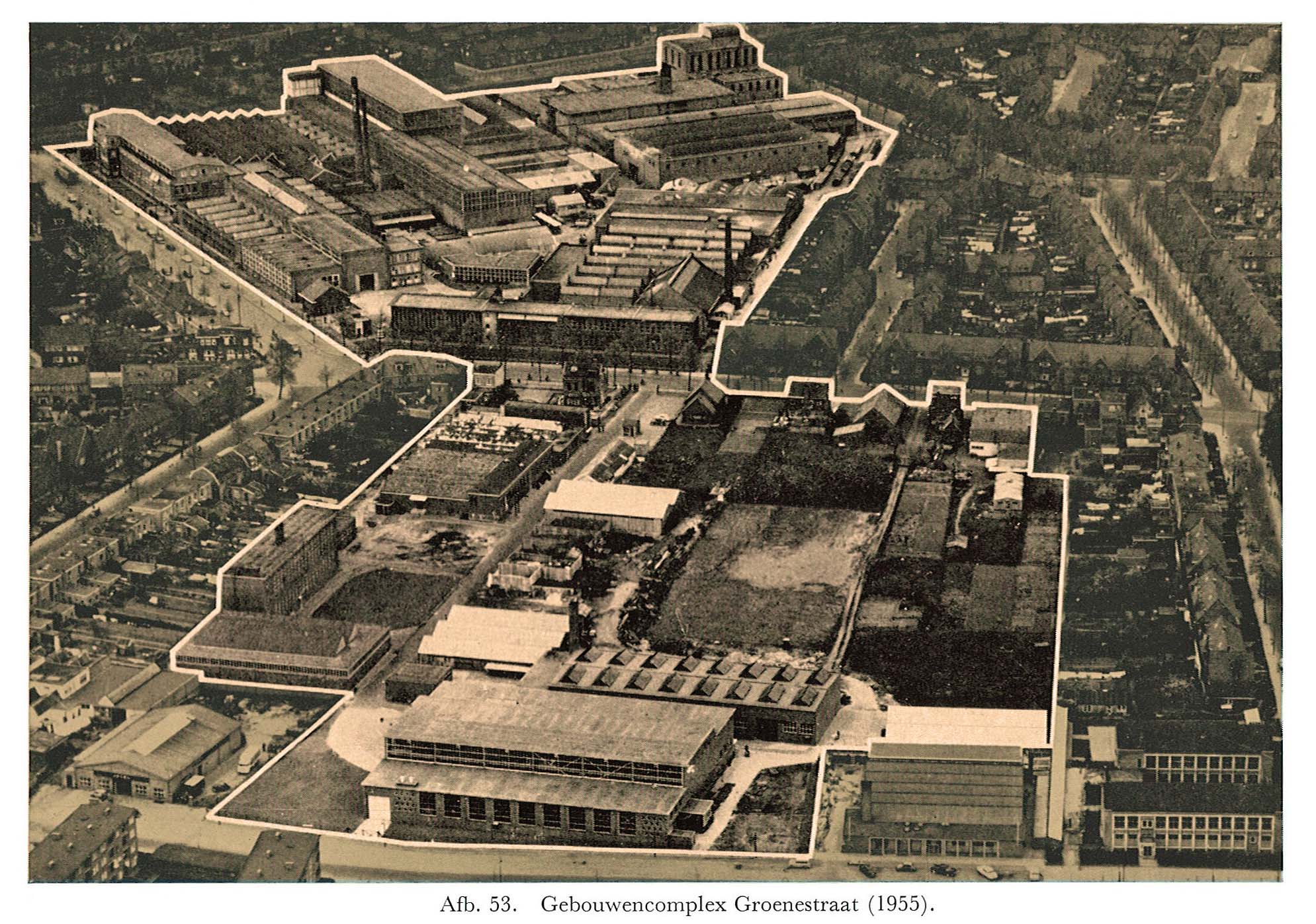 Klik hier om in te zoomen (pdf) Luchtfoto Willem Smit & Co's Transformatorenfabriek (1955)