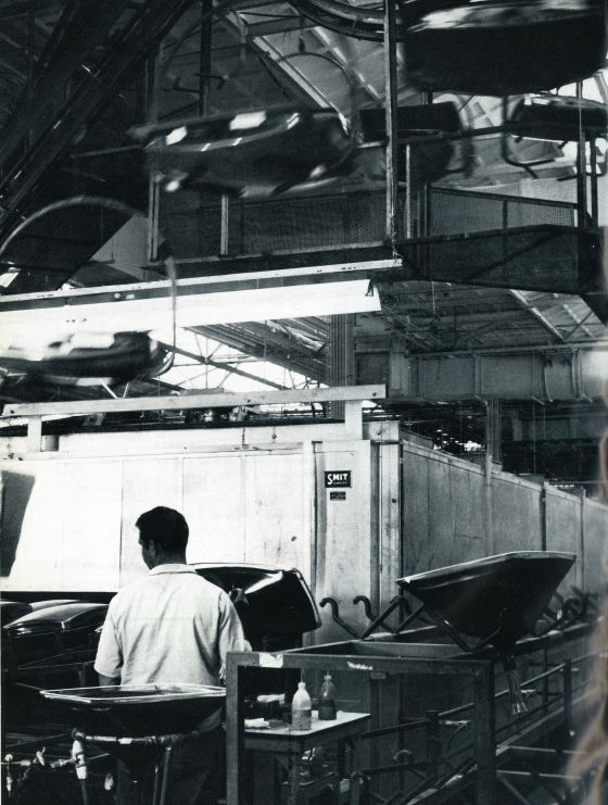 Fabricage tunnelovens voor televisie-beeldbuizen 1968