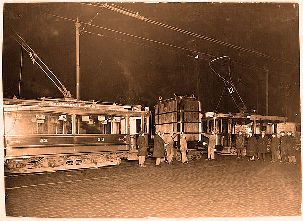 Transport transformator per tram (1927)